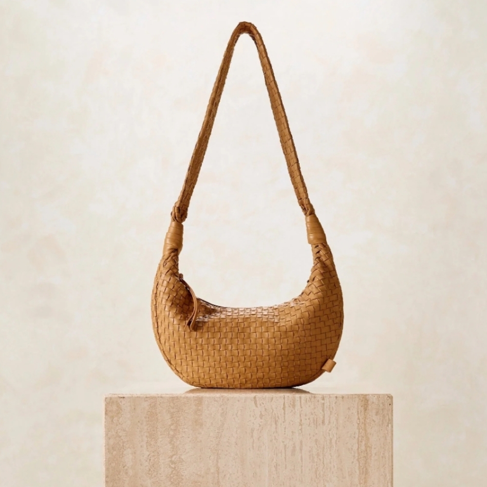 NWT Cleobella Dylan Woven Handbag In Tan